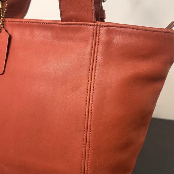Vintage 90s Coach Red/Orange 4133 Waverly Leather Tote Bag w/ Original Hang Tag - Picture 6 of 14